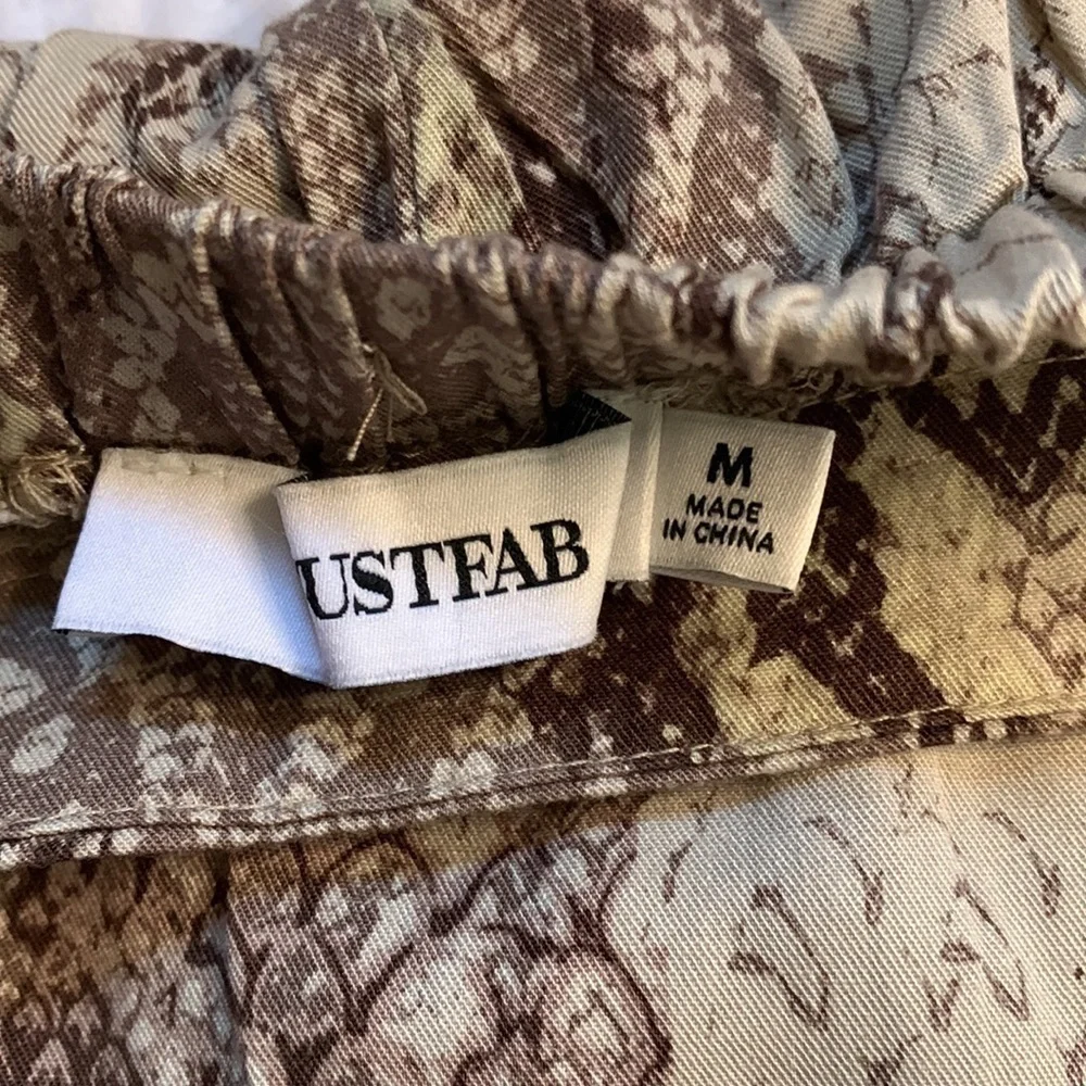 JUSTFAB double button front brown and tan a-line snakeskin print skirt